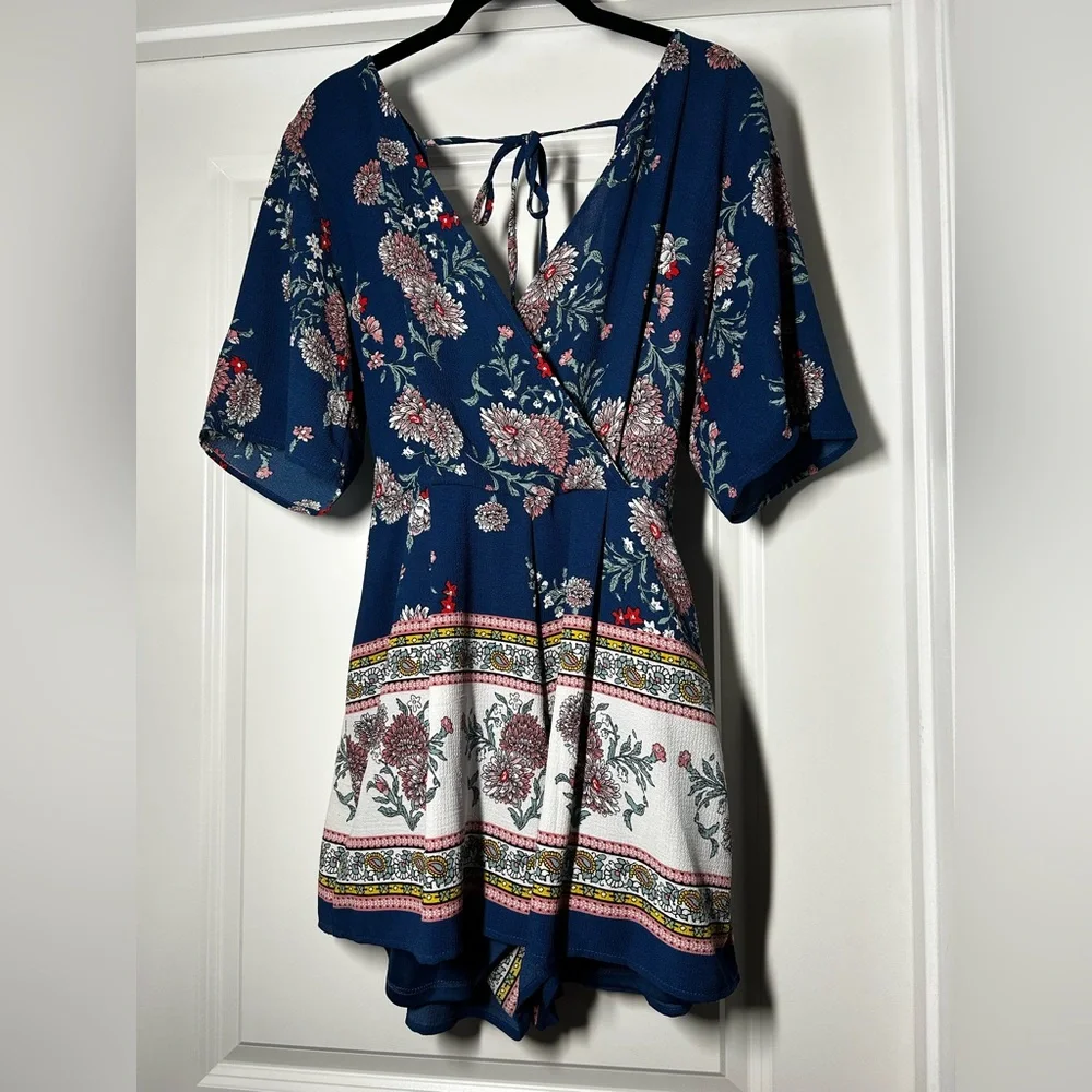 Three Hearts Blue Floral‎ Romper